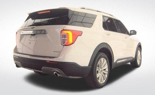 Star White Metallic Tri-Coat 2022 Ford Explorer Limited