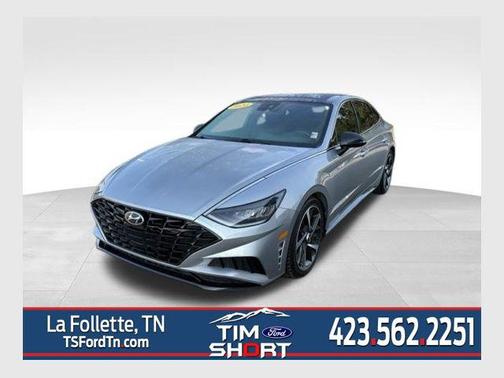 Shimmering Silver Pearl 2022 Hyundai SONATA SEL Plus