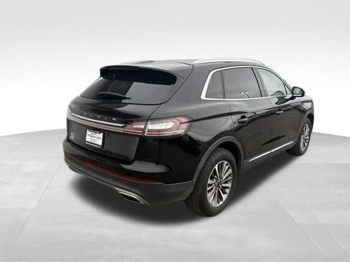 2023 Lincoln Nautilus Standard