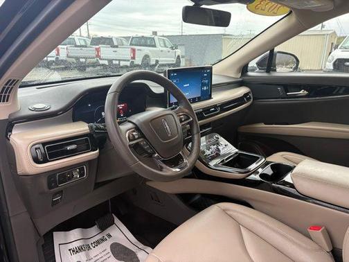 2023 Lincoln Nautilus Standard