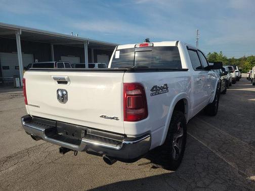 Bright White Clearcoat 2020 RAM 1500 Laramie