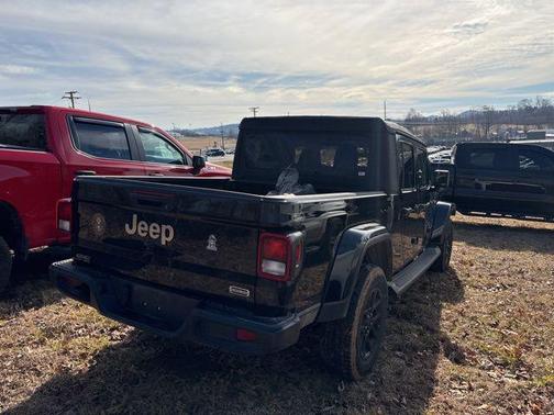2023 Jeep Gladiator Overland