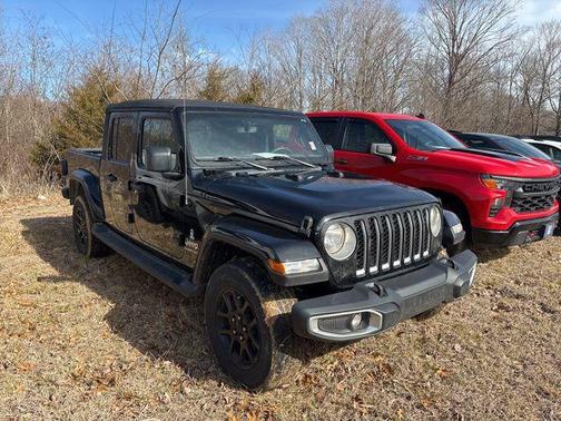 2023 Jeep Gladiator Overland