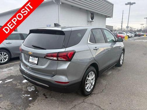 Sterling Gray Metallic 2024 Chevrolet Equinox 1LT