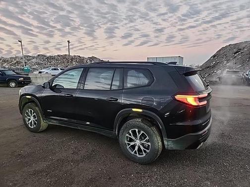 2024 GMC Acadia AWD AT4