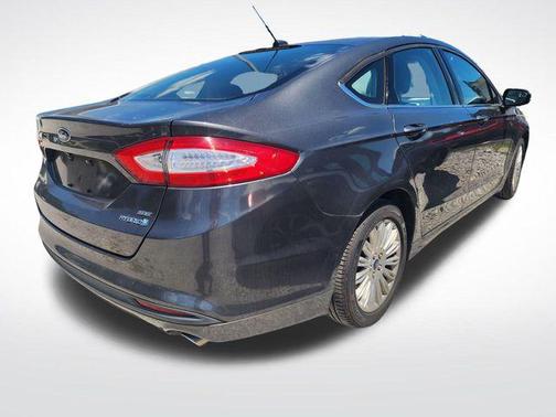 Tectonic 2015 Ford Fusion Hybrid SE
