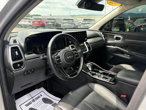 Sparkling Silver 2022 Kia Sorento SX