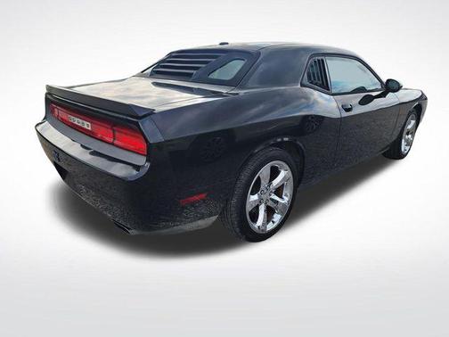 Black Clearcoat 2014 Dodge Challenger SXT
