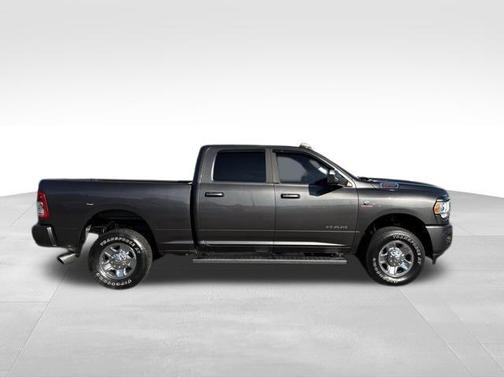2019 RAM 2500 Big Horn Crew Cab 4x4 6'4' Box