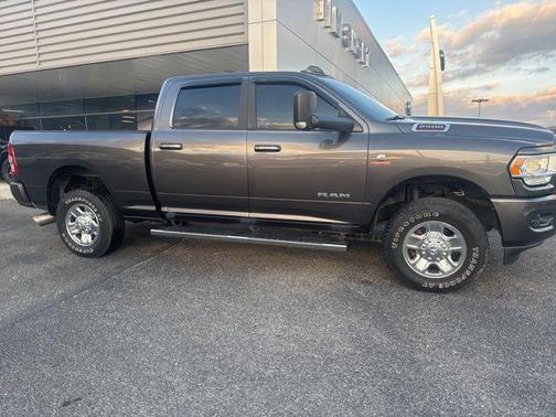 2019 RAM 2500 Big Horn Crew Cab 4x4 6'4' Box