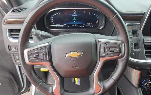 Summit White 2023 Chevrolet Suburban Premier