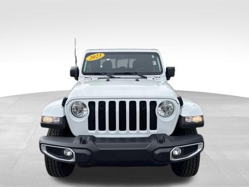 2023 Jeep Gladiator Sport S