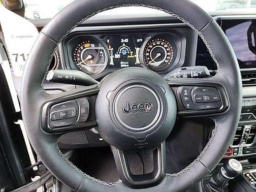 Black Clearcoat 2025 Jeep Wrangler Rubicon