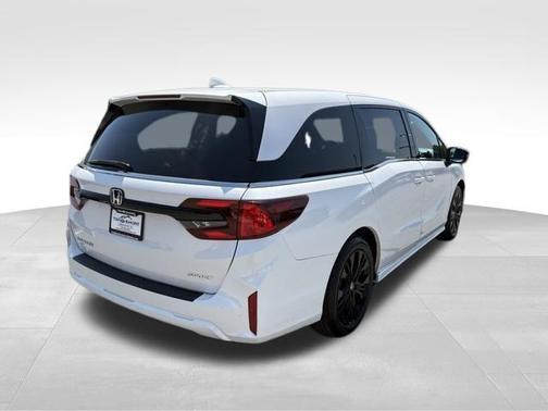 Platinum White Pearl 2025 Honda Odyssey Sport-L
