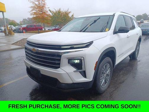 2024 Chevrolet Traverse LT