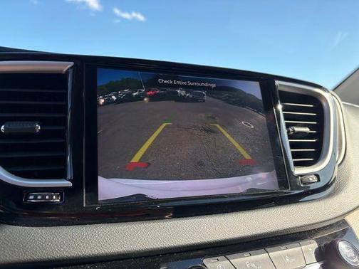 Bright White Clearcoat 2023 Chrysler Pacifica Touring L