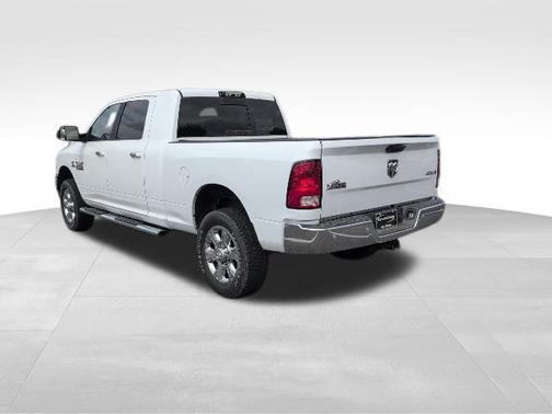 Bright White Clearcoat 2017 RAM 3500 Big Horn Mega Cab 4x4 6'4' Box