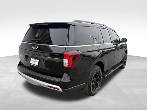 Agate Black Metallic 2022 Ford Expedition Timberline