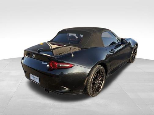 2016 Mazda MX-5 Miata Club