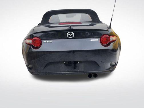 2016 Mazda MX-5 Miata Club