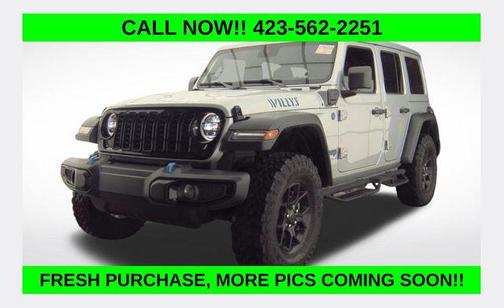 Silver Zynith Clearcoat 2024 Jeep Wrangler 4xe Willys