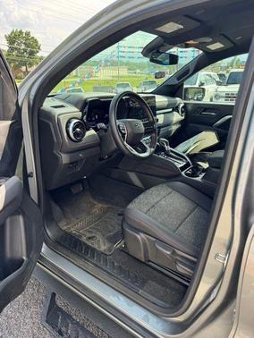Sterling Gray Metallic 2024 Chevrolet Colorado Z71