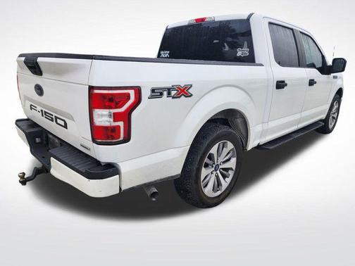 Oxford White 2018 Ford F-150 XL