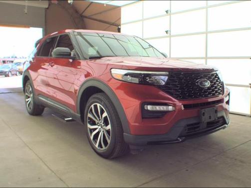 2022 Ford Explorer ST-Line