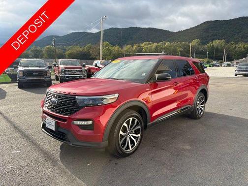 2022 Ford Explorer ST-Line