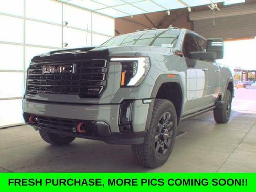 2024 GMC Sierra 2500 AT4