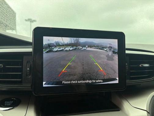 Oxford White 2023 Ford Explorer XLT