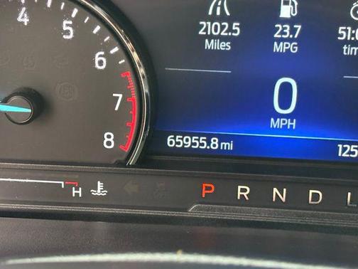 Oxford White 2023 Ford Explorer XLT