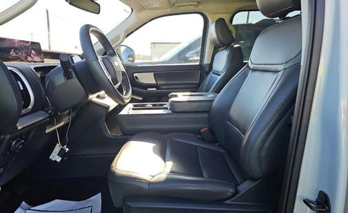 2025 Ford Expedition Max Active 4x4