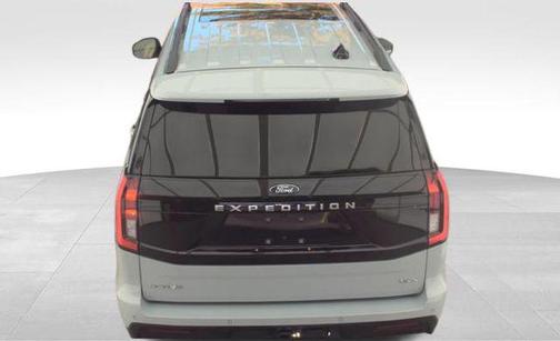 2025 Ford Expedition Max Active 4x4