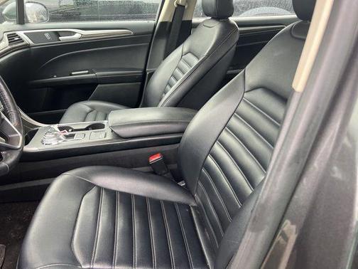 2019 Ford Fusion SEL