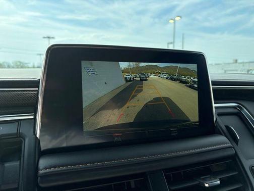 Onyx Black 2024 GMC Yukon 4WD AT4