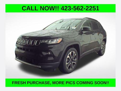 Diamond Black Crystal Pearlcoat 2022 Jeep Compass Limited