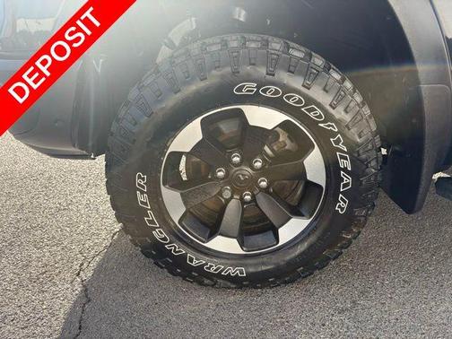 Diamond Black Crystal Pearlcoat 2022 RAM 1500 Rebel