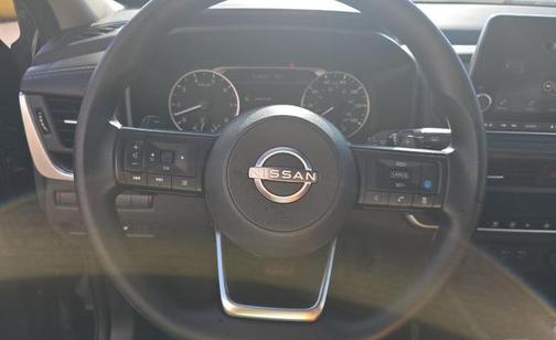 Super Black 2024 Nissan Rogue SV