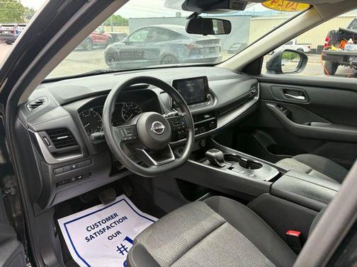 Super Black 2024 Nissan Rogue SV