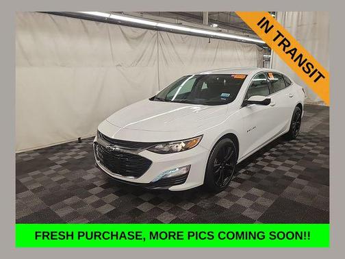 Summit White 2024 Chevrolet Malibu 1LT