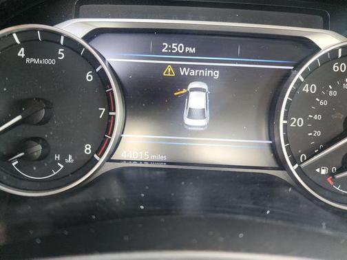 Glacier White 2025 Nissan Altima 2.5 SV