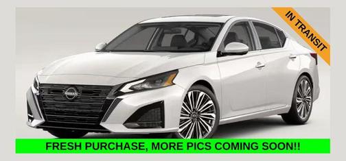 Glacier White 2025 Nissan Altima 2.5 SV