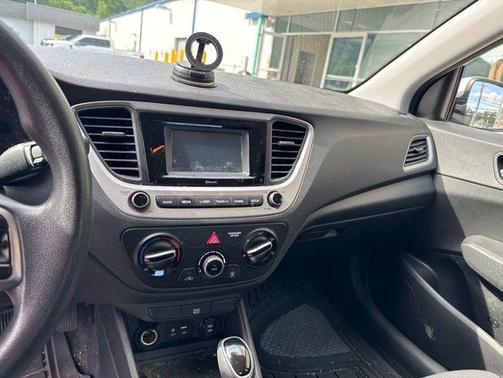 Olympus Silver Metallic 2019 Hyundai Accent SE