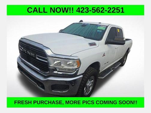 2021 RAM 2500 Big Horn Crew Cab 4x4 6'4' Box