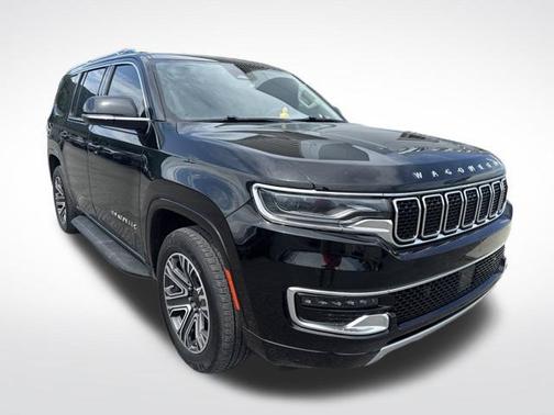Diamond Black Crystal Pearlcoat 2023 Jeep Wagoneer Series II 4x4