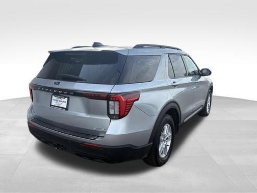 Silver Metallic 2025 Ford Explorer Active