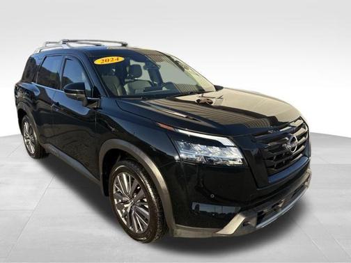 2024 Nissan Pathfinder SL FWD