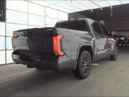 2022 Toyota Tundra Platinum