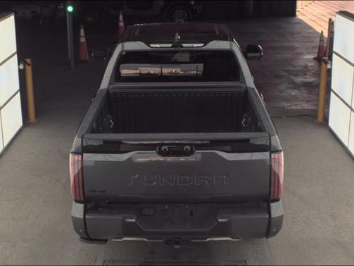 2022 Toyota Tundra Platinum